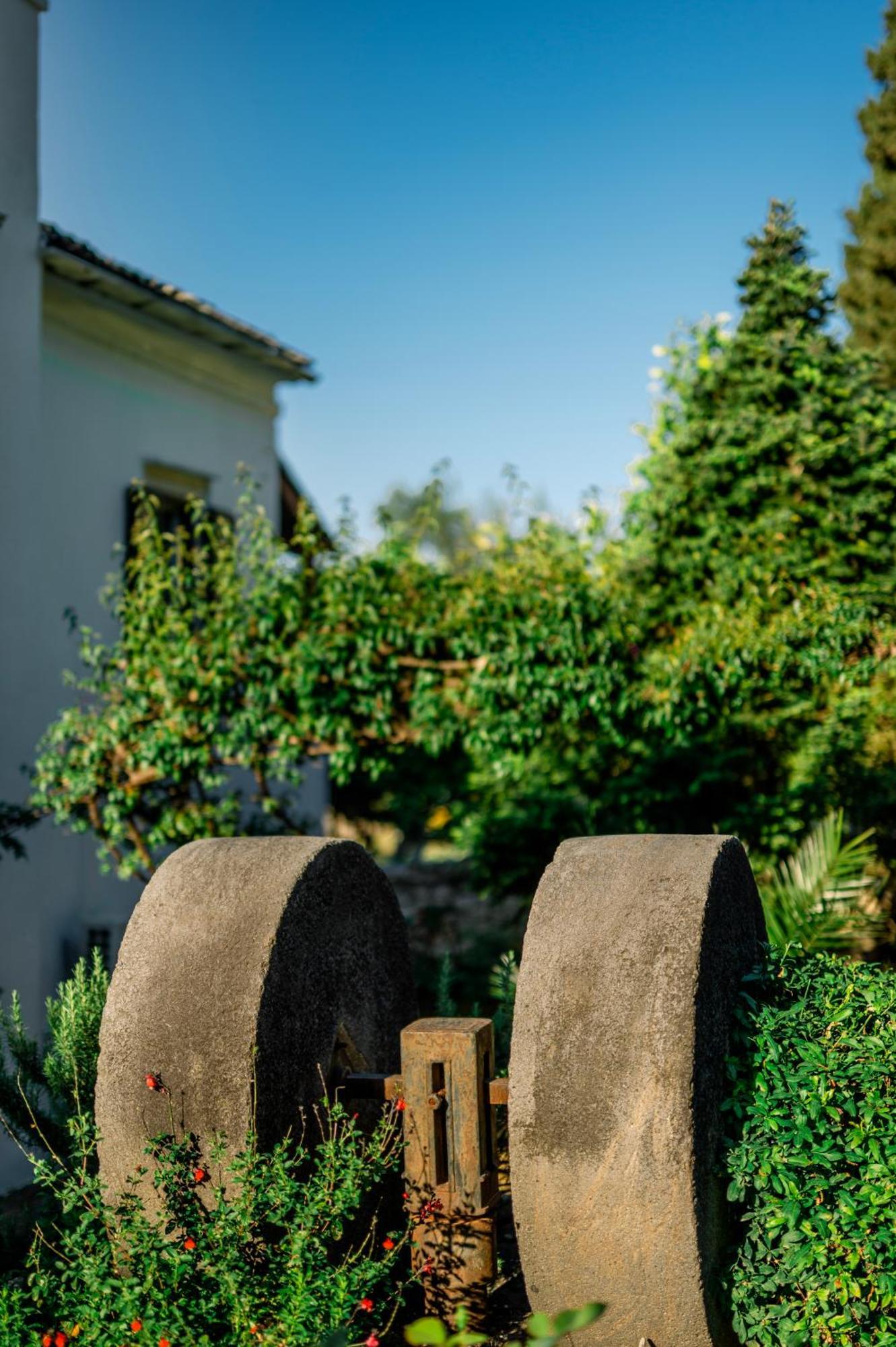 Nissaki Olive Press Villas Νησάκι Εξωτερικό φωτογραφία