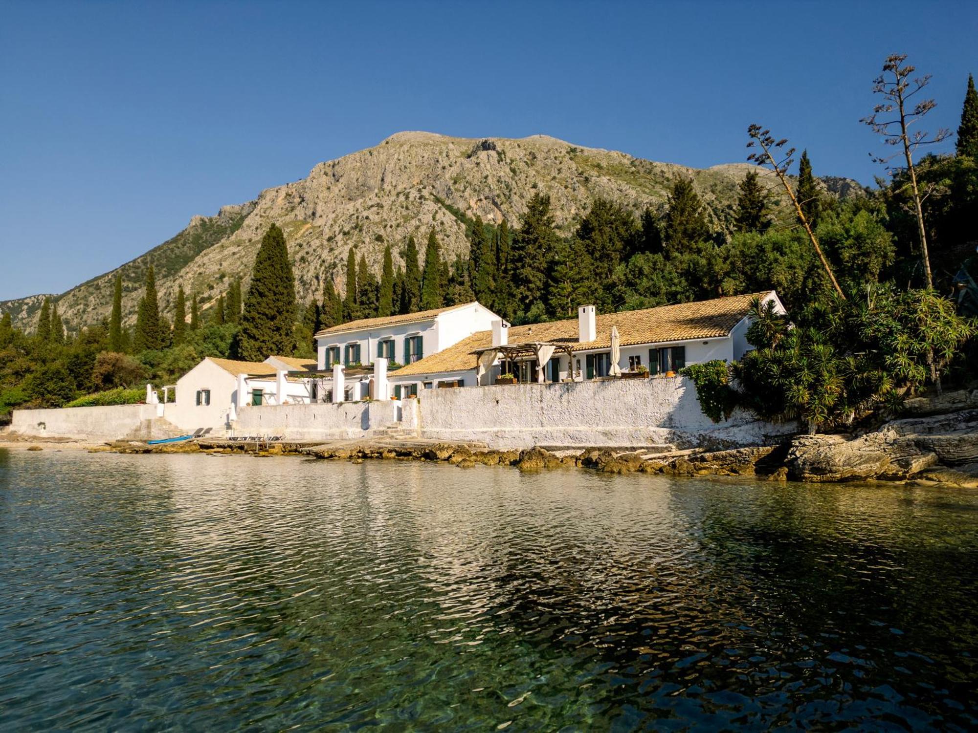 Nissaki Olive Press Villas Νησάκι Εξωτερικό φωτογραφία