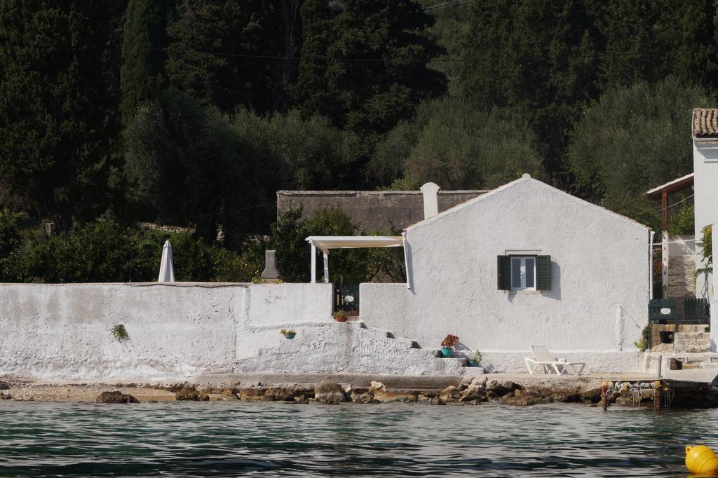 Nissaki Olive Press Villas Νησάκι Εξωτερικό φωτογραφία